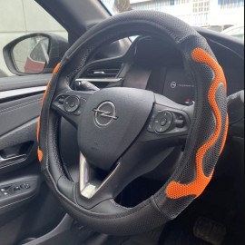 Geçmeli Üç Boyutlu Masajlı Direksiyon Kılıfı